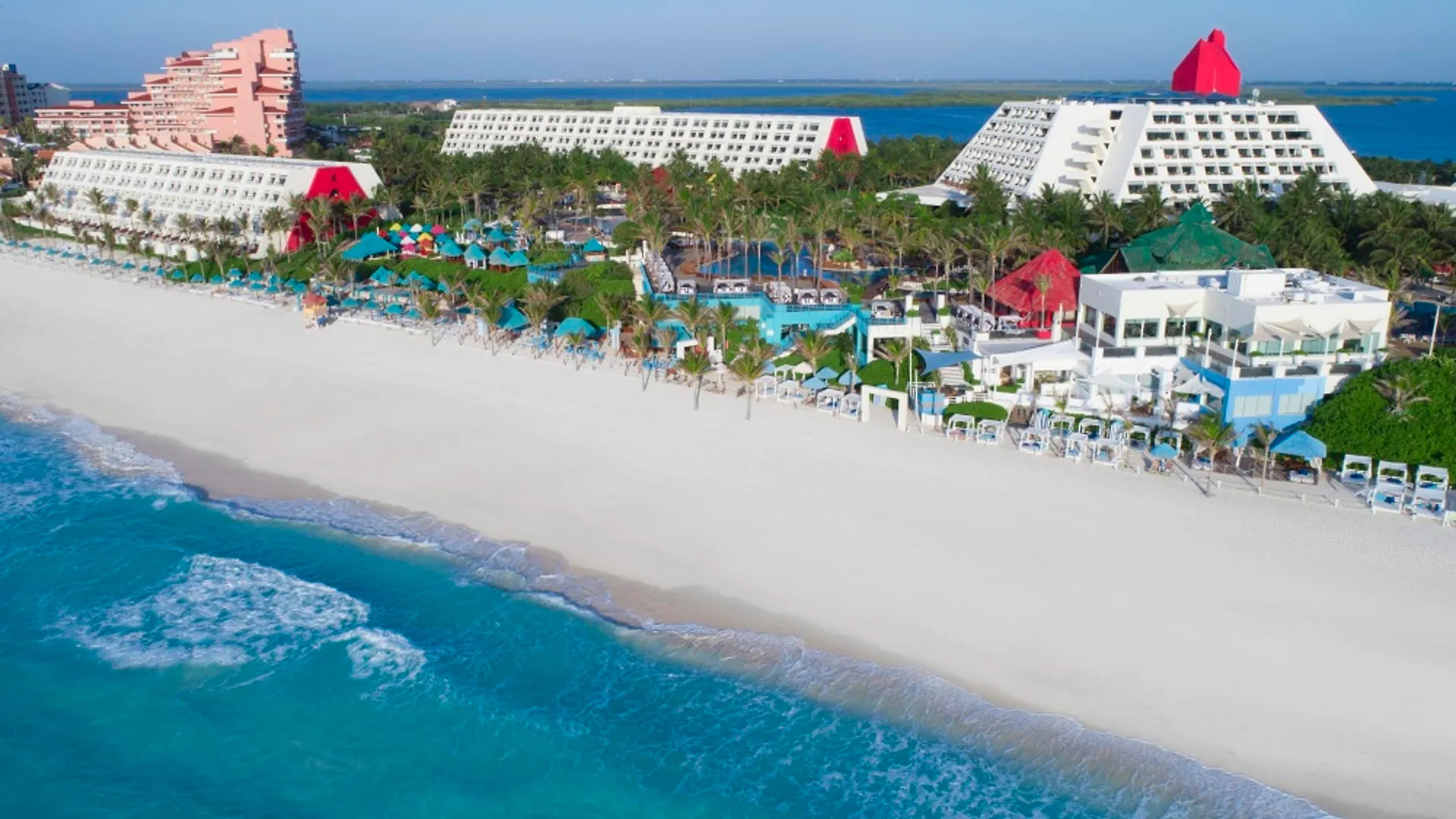 The Pyramid Cancun By Oasis