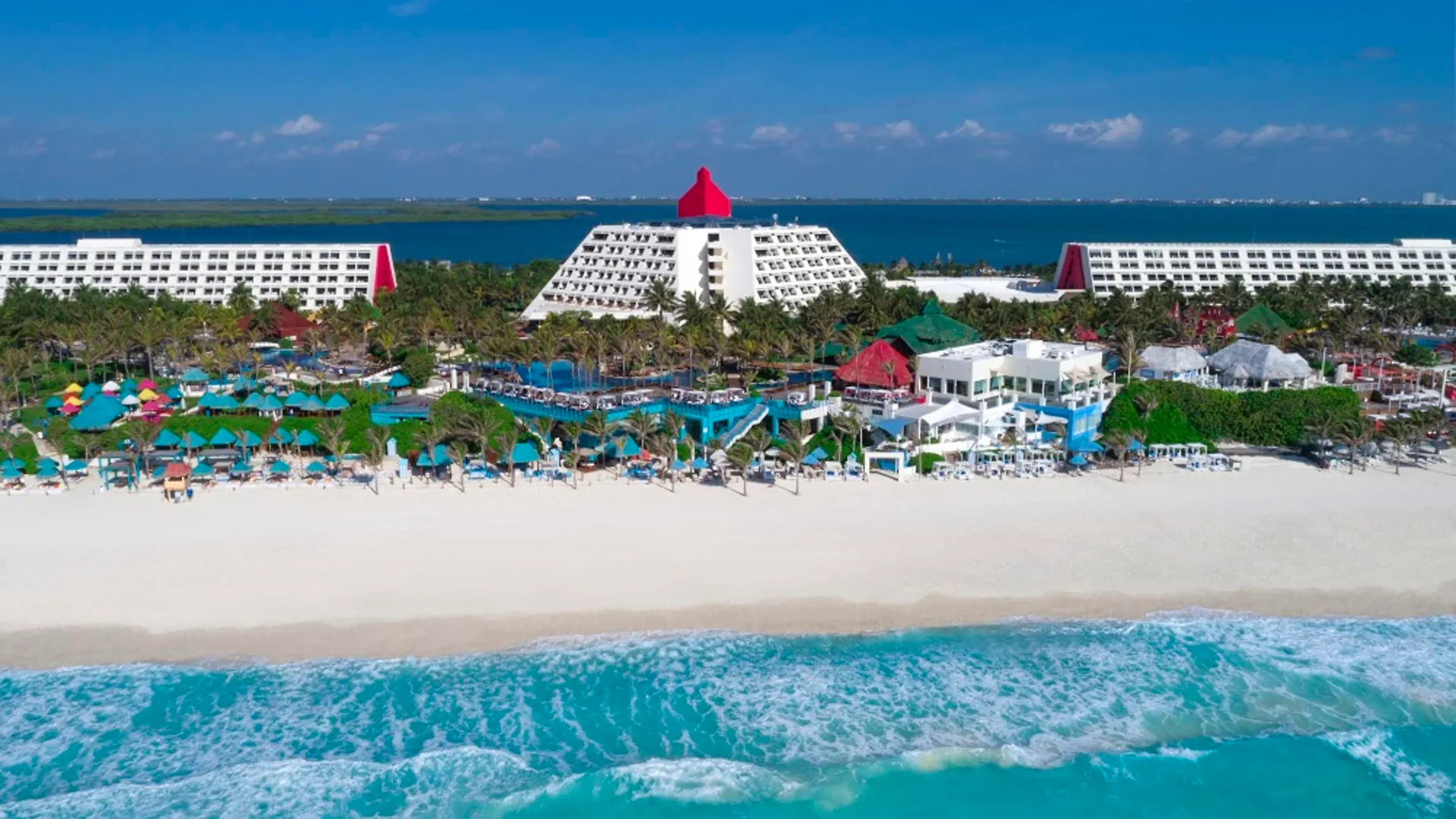 The Pyramid Cancun By Oasis Resort