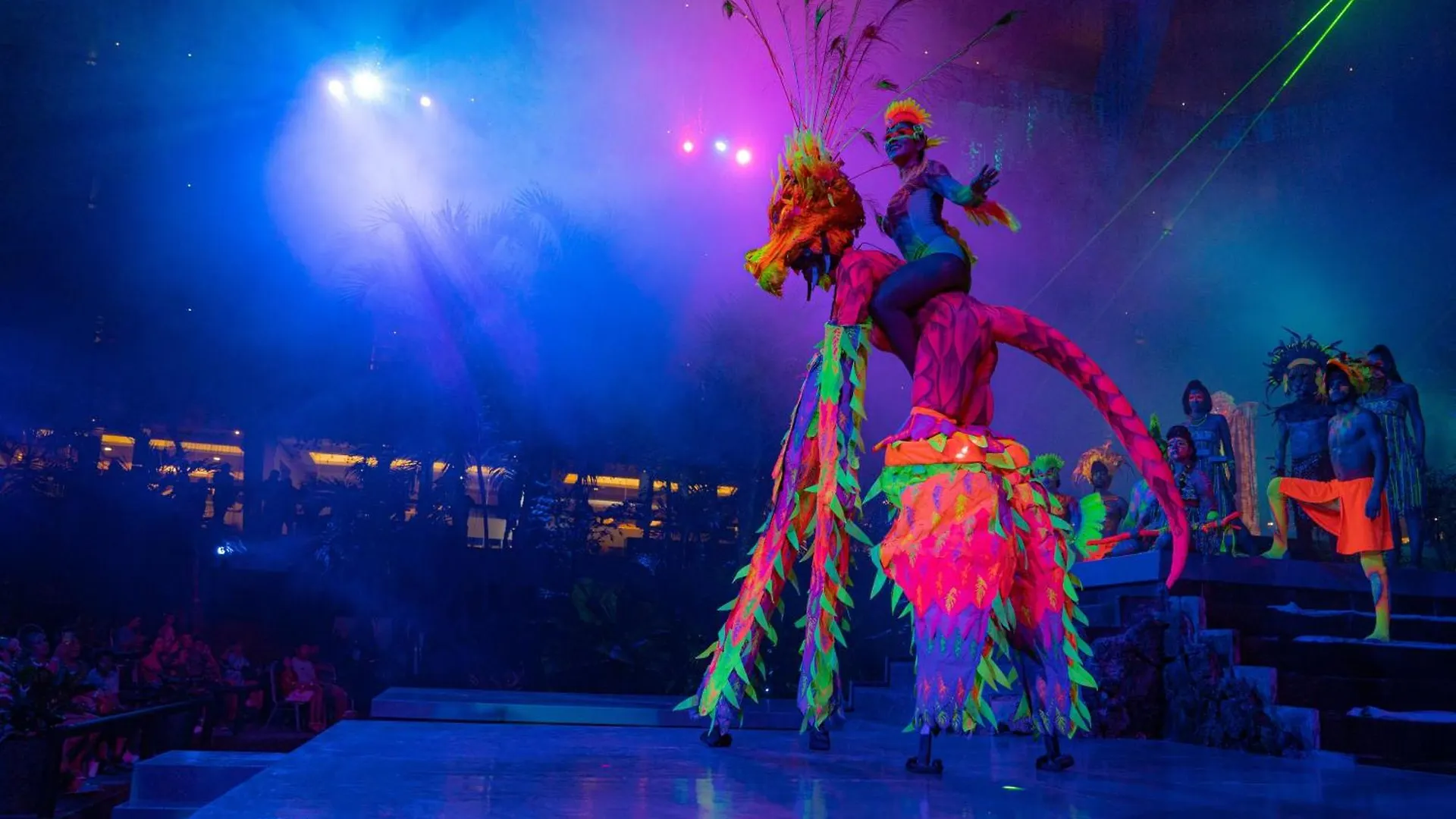 The Pyramid Cancun By Oasis